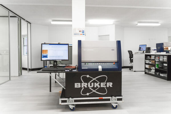 Bruker M4 TORNADO Micro-XRF - Image 2