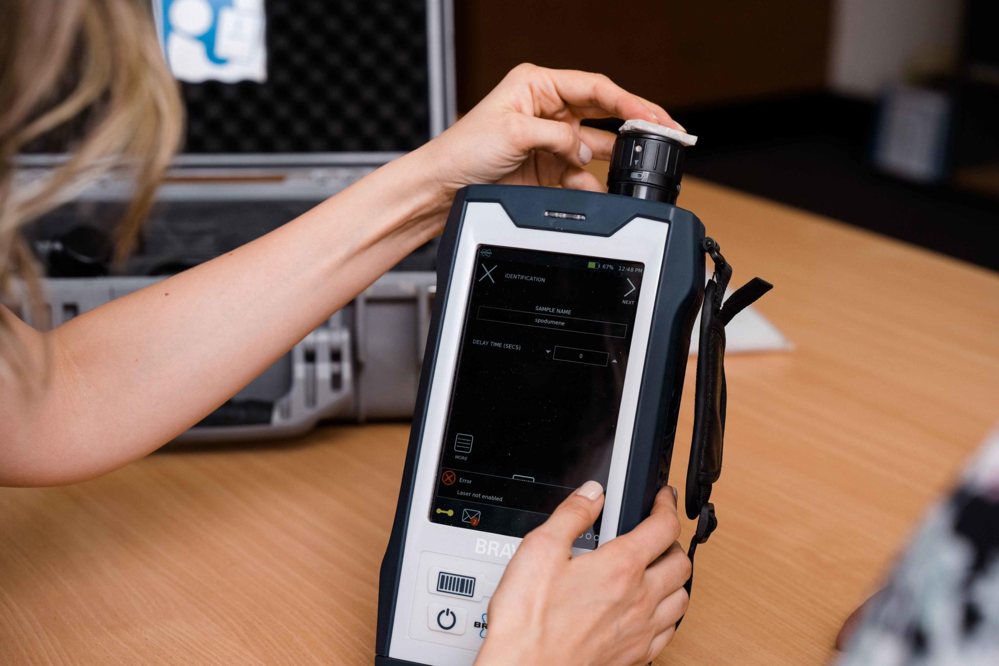 Bruker BRAVO Raman Spectrometer Portable Spectral Services